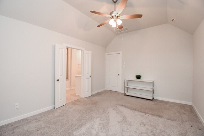 Building Photo - 16635 Bristol Steel Ln