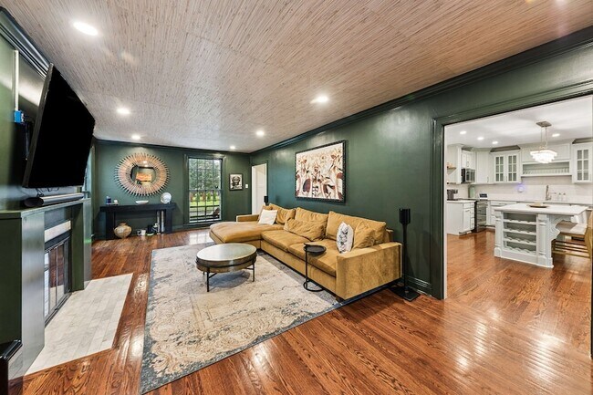 Building Photo - 1486 Woodmont Blvd