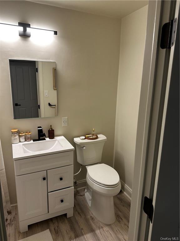 Building Photo - 370 Westchester Ave