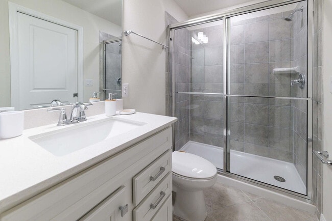 Building Photo - 15871 Cape Coral Lp