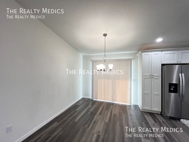 Building Photo - 290 Malauka Run