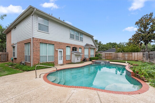 Building Photo - 1807 Rustic Hills Ct