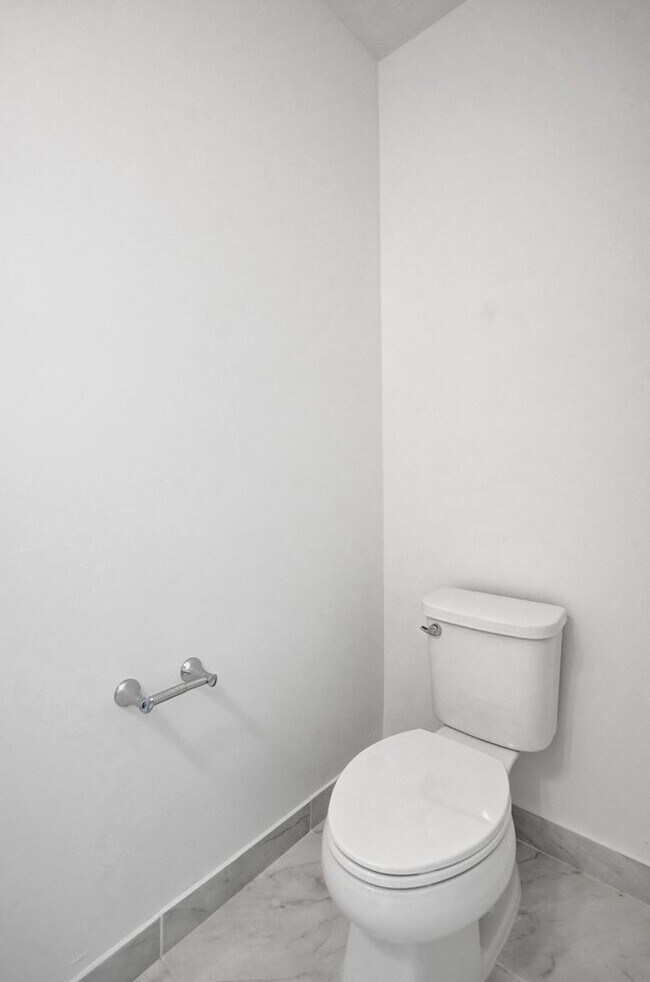 Building Photo - Gorgeous Brand New 3 Bedroom 2 Bath (2-story) Townhouse in Deerfield Beach