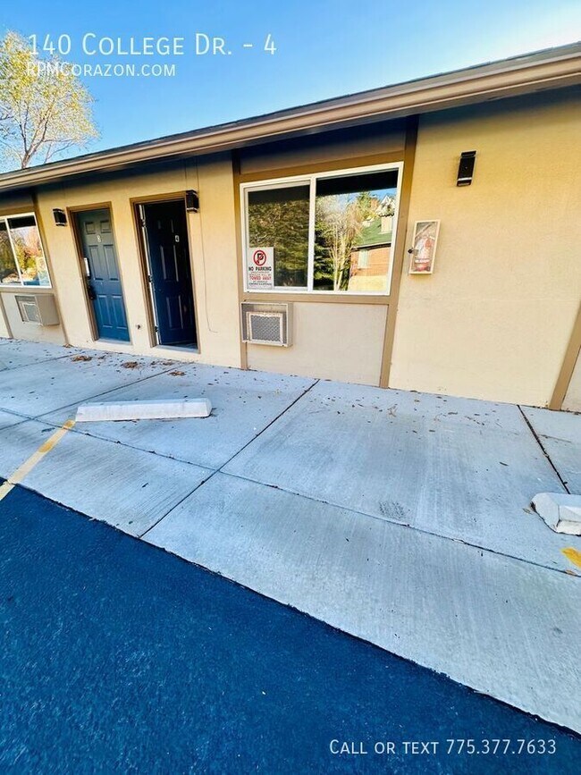 Building Photo - 140 College Dr