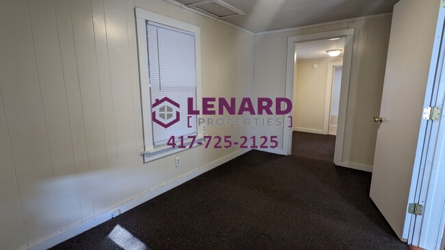 Building Photo - The Perfect Size!