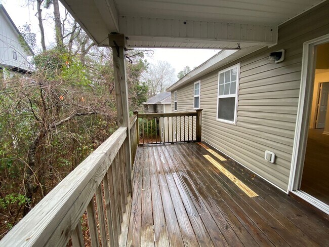 Building Photo - 5140 Greenville Loop Rd