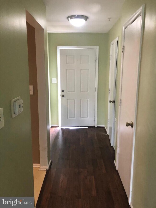 Building Photo - 20073 Dunstable Cir