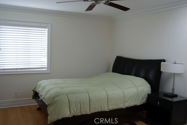 Building Photo - 223 20th St