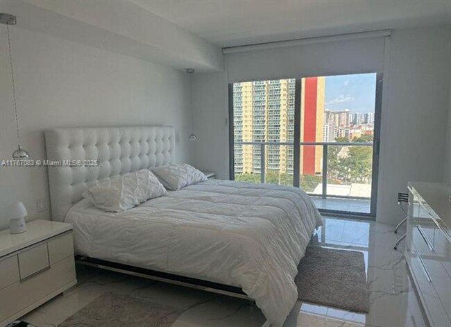 Building Photo - 330 Sunny Isles Blvd