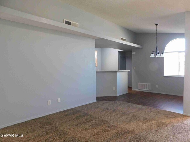 Building Photo - 12328 Tierra Canada Dr