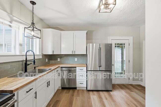 Building Photo - 1602 Branson Ave