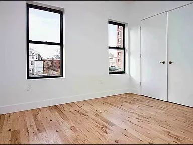 Building Photo - 172 Veronica Pl