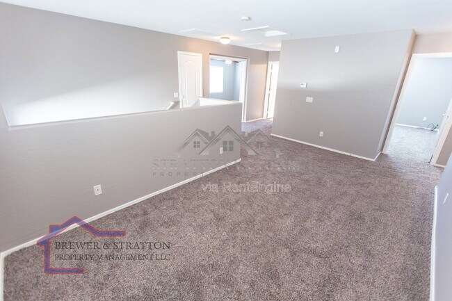 Building Photo - 6427 S 71st Dr
