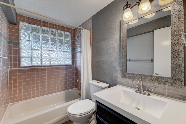 Building Photo - 3369 S Tulare Ct