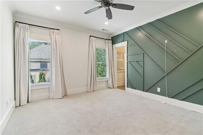 Building Photo - 211 Mount Vernon Hwy