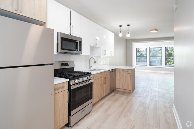 Interior Photo - Howard Beach Apartments