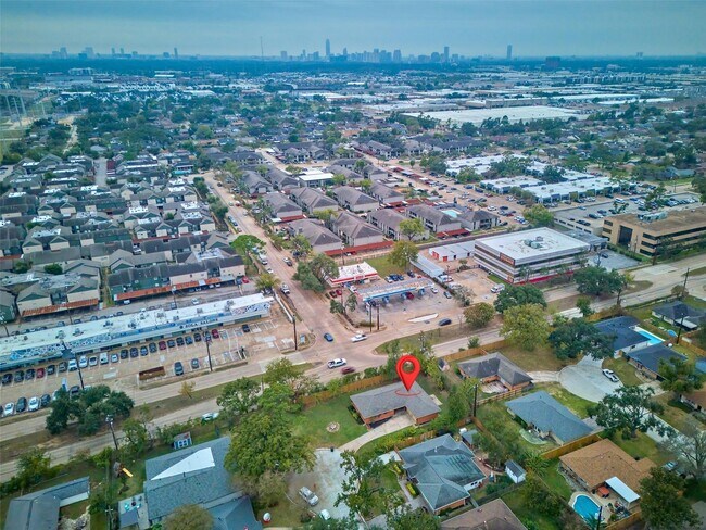 Building Photo - 1803 Sea Queen Ct