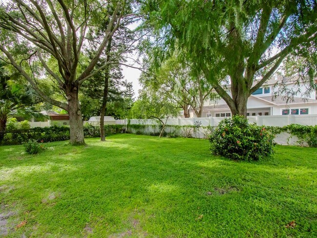 Building Photo - 4009 W Zelar St