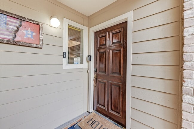 Building Photo - 5005 Georgi Ln