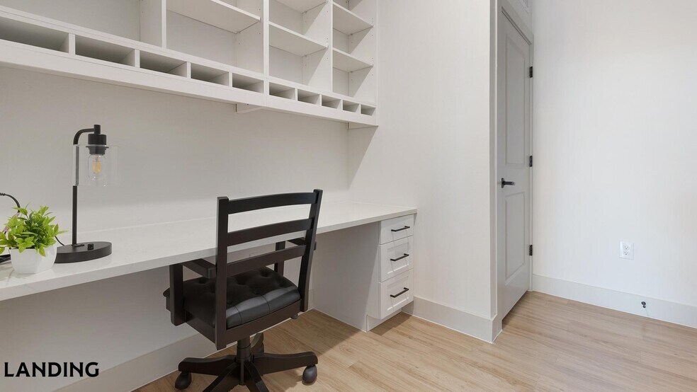 Building Photo - 18111 La Cantera Terrace