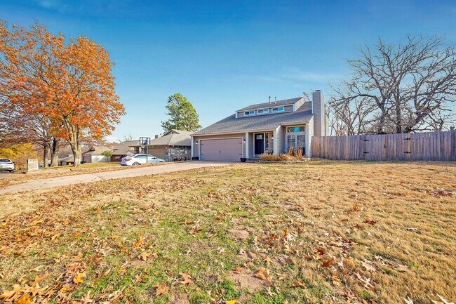 Building Photo - Furnished Home in Jenks School District.