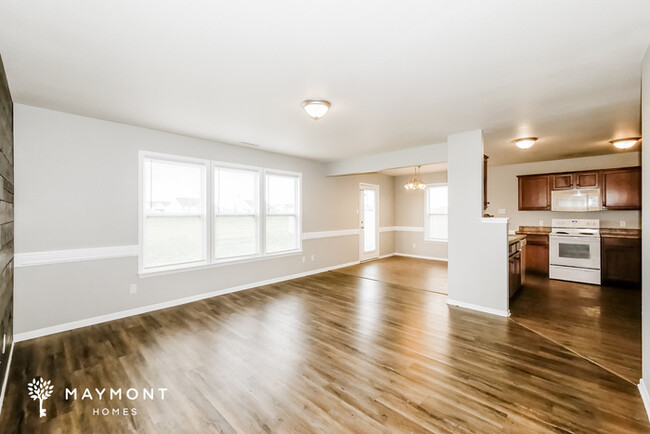 Building Photo - Classic 3-Bedroom Home
