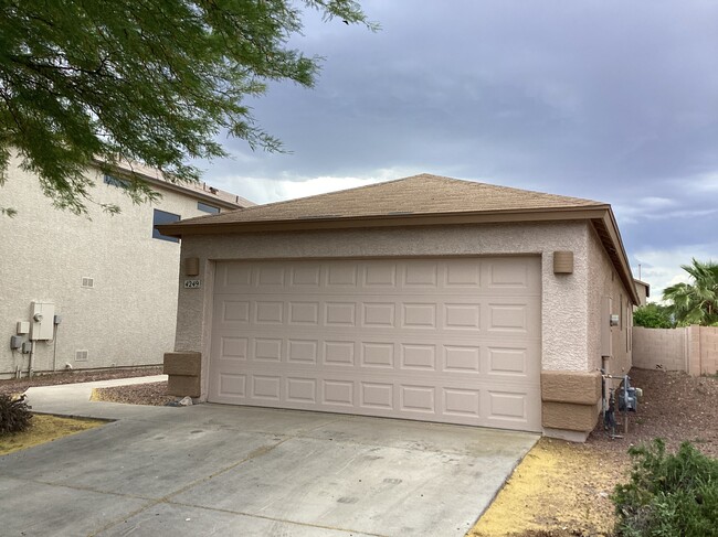 Building Photo - 4249 E Cholla Desert Trl