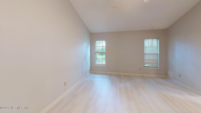 Building Photo - 12644 Thicket Ridge Dr