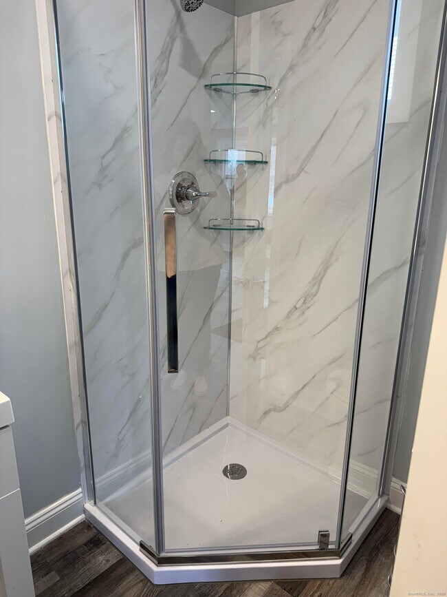 Building Photo - 211 Montowese St