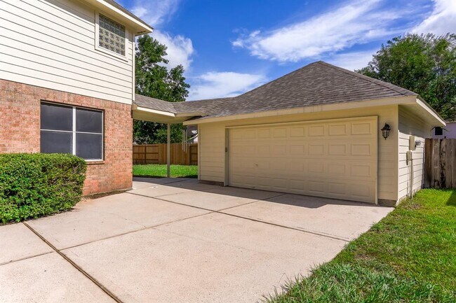 Building Photo - 2207 Stoneycreek Park Ct