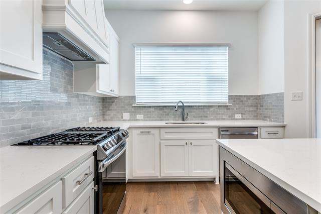 Building Photo - 6344 Oakbend Cir
