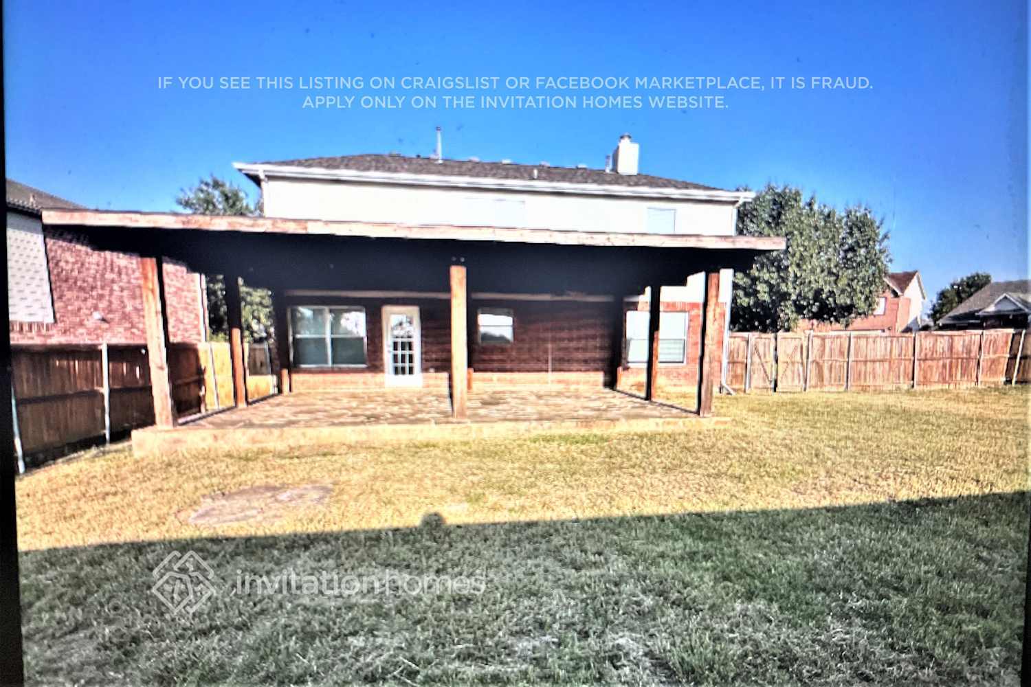 Building Photo - 1001 Windsor Ln