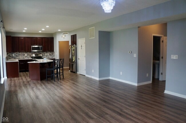 Building Photo - 3177 Underwood Dr