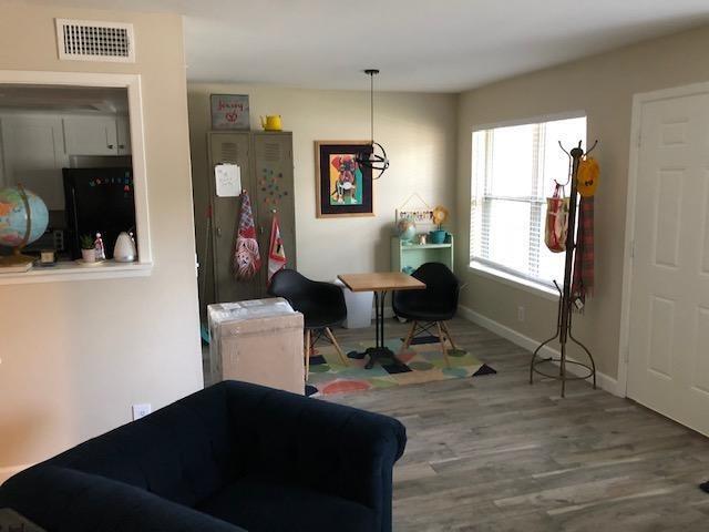 Building Photo - 3400 Speedway