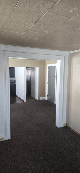 Building Photo - 9431 97th St