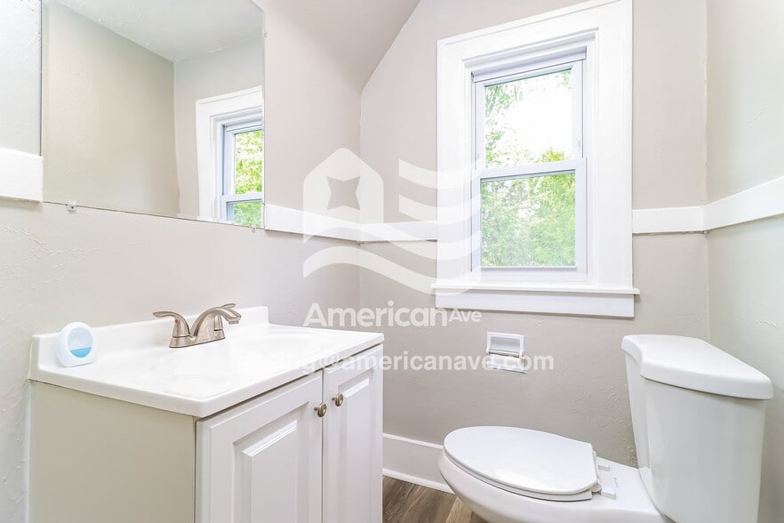 Building Photo - 53 Vinewood Ct