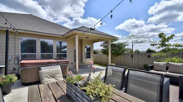 Building Photo - 26207 Lost Creek Way