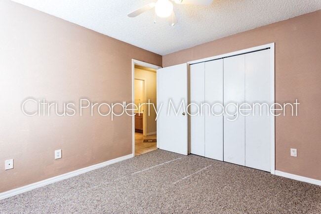 Building Photo - 5201 Yaupon St