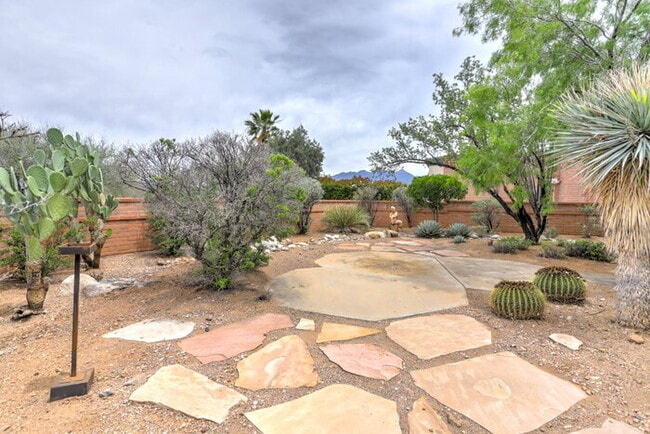 Building Photo - San Ignacio Vistas - Green Valley (Age Restricted community, at least one person must be 55 or ol...