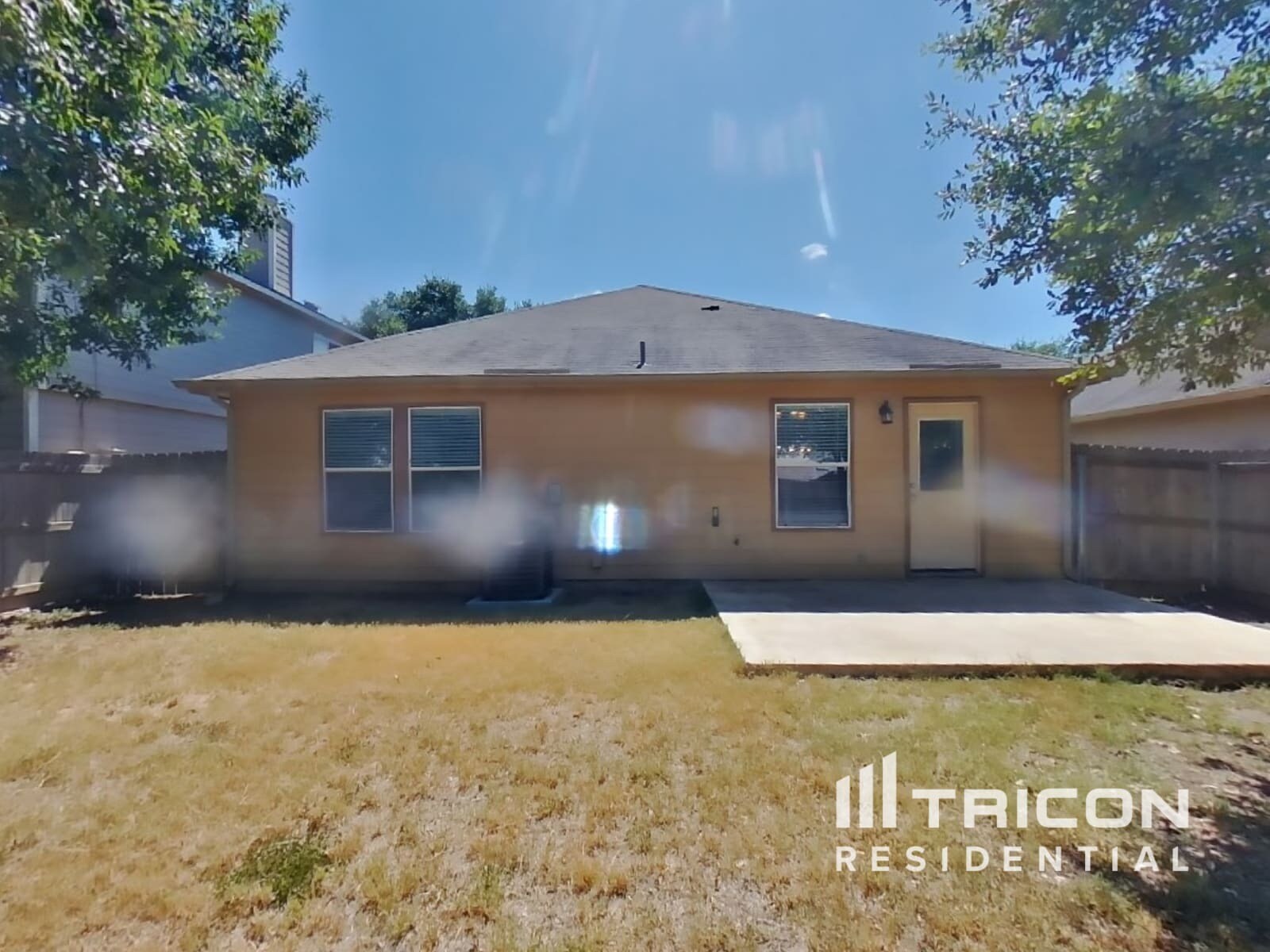 Building Photo - 8027 Abbotts Pointe
