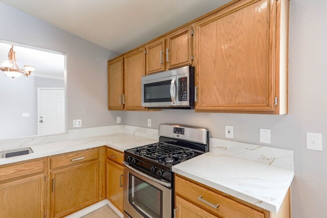 Building Photo - Beautifully Updated 3 Bedroom, Single Story North Las Vegas Home In Gated Community