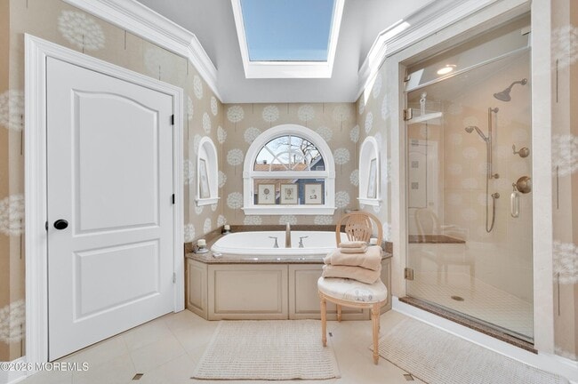 Building Photo - 619 Beacon Blvd