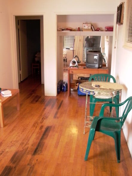 Building Photo - 4603 1/2 Marmion Way