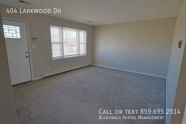 Building Photo - Updated 3-Bedroom Home Near Downtown Lexin...