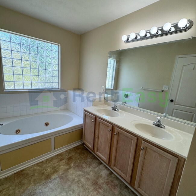 Building Photo - 5208 Pirata Pl