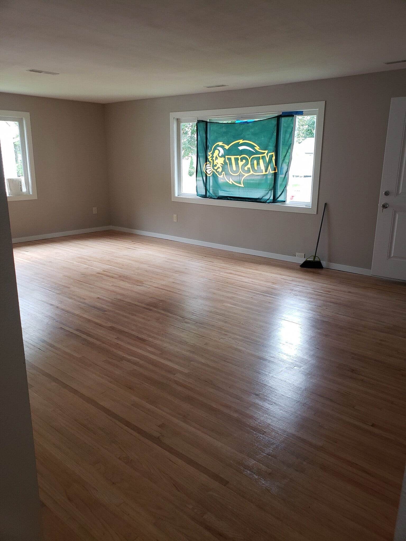 Building Photo - 1429 10th St N