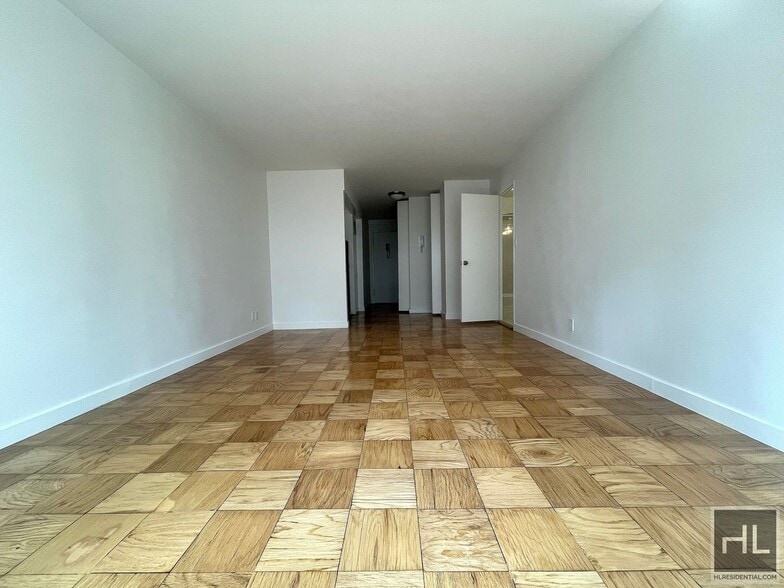 Building Photo - EAST 36 STREET