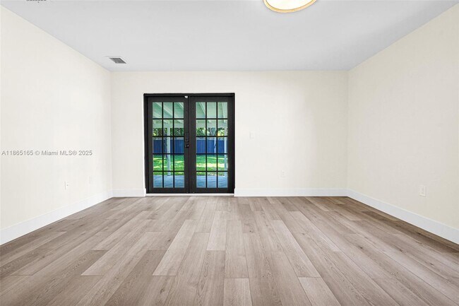Building Photo - 136 NW 53rd St
