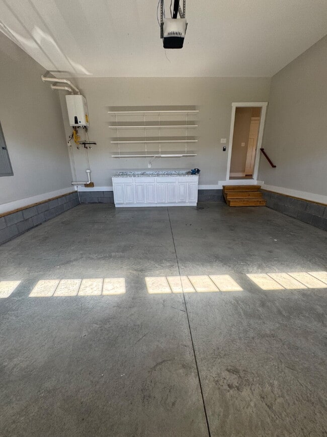 Building Photo - 64 Leyland Cir