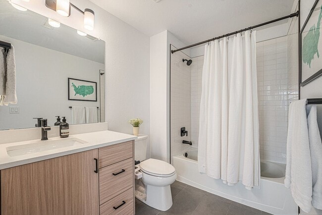 Building Photo - 10378 Milwaukee Cir